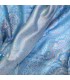 Pashmina chaud en soie bleu mauve – Motifs cachemire et reflets moirés