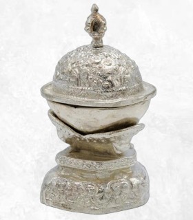 Kapala tibétain bouddhiste plaqué argent 14 cm – Artisanat Népal