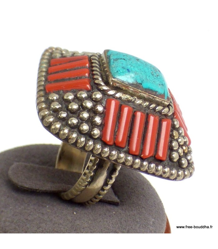 Bague tibétaine turquoise et corail, métal blanc, taille 58/59.