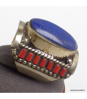 Bague tibétaine en métal blanc avec pierres fantaisie.