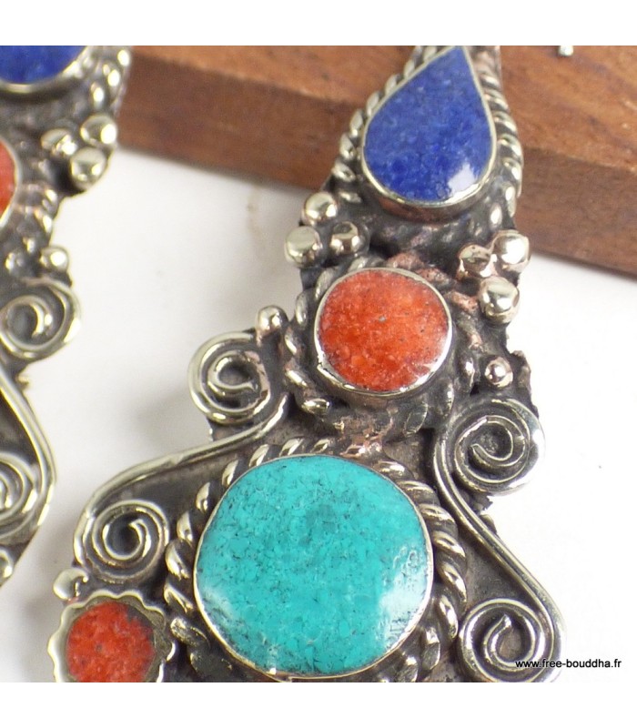 Boucles d'oreilles tibétaines 3 couleurs métal résine