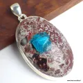 Cristal de Cavansite sur roche-mère - Pendentifs pierres naturelles