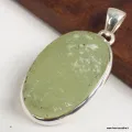 Pendentif en Préhnite brute forme ovale - Pendentifs pierres naturelles