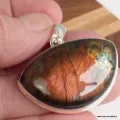 Gros pendentif Labradorite violette semi-rond - Pendentifs pierres naturelles