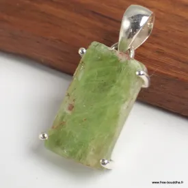 Pendentif en Cyanite verte brute serti griffes - Bijoux en Cyanite