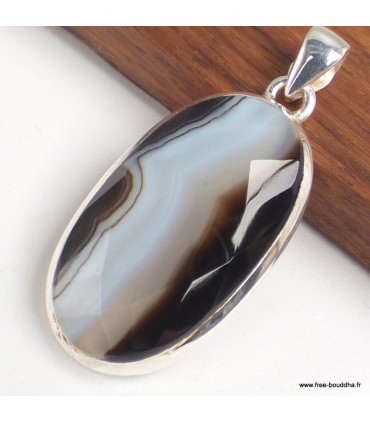 Agate noire – Pierre d’ancrage et de protection naturelle