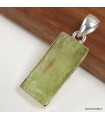 Pendentif cyanite verte brute pierre naturelle argent 925