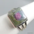 Bague Rubis sur Fuchsite carrée taille 56 - Bijoux en Rubis sur Fuchsite