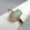 Bague Opale Ethiopienne brute polie Taille 54/55 - Bagues pierres naturelles
