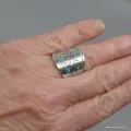 Bague bouddhiste bicolore avec mantra taille 56 à 64 - Bagues tibétaines bouddhistes
