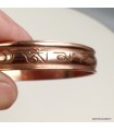 Bracelet bouddhiste en cuivre Mantra de Chenrezi gravé à la main Népal