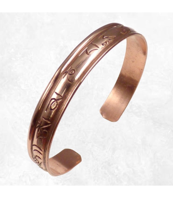 Bracelet bouddhiste en cuivre Mantra de Chenrezi gravé à la main Népal
