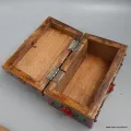 Grosse boîte à bijoux tibétaine sertie de pierres - Artisanat tibétain bouddhiste