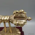 Dorjé tibétain pour offrande aux lamas, sur socle - Dordjé, double dorjé (sans cloche)