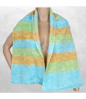 Écharpe en laine de yak multicolore, artisanale et chaleureuse.