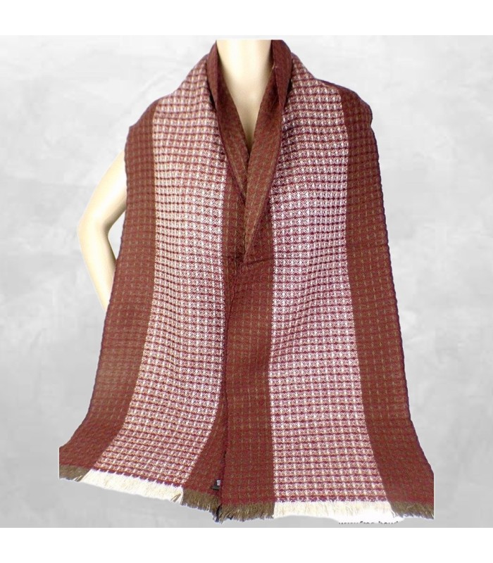Écharpe en laine vierge, douce et chaude, fabriquée au Népal.