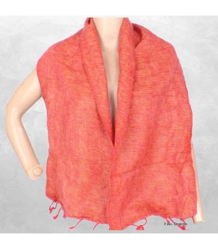 Écharpe en laine de yak, chaude et artisanale du Népal.