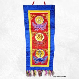 Grande tenture Om Ah Hum pour méditation et protection