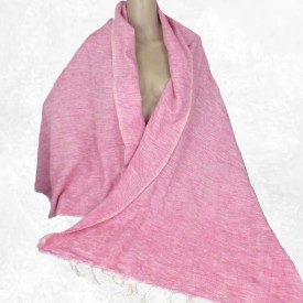 Châle en laine de yak rose, chaud et artisanal, made in Nepal