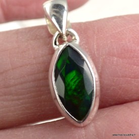 Pendentif Opale noire du Chili marquise facettée véritable argent 925