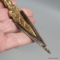 Phurba tibétain sur socle en laiton pour rituel bouddhiste - Objets rituels bouddhistes