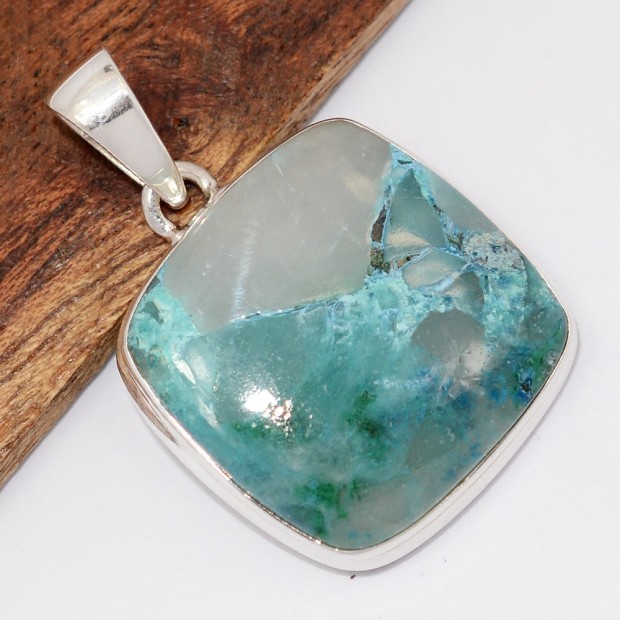 Pendentif Quantum Quattro carré en Argent 925 – Pierre d’Harmonisation