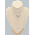 Pendentif Scheelite bleue ronde naturelle argent 925 authentique
