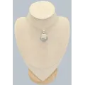 Pendentif Scheelite bleue naturelle ronde – argent 925 - Bijoux en Scheelite