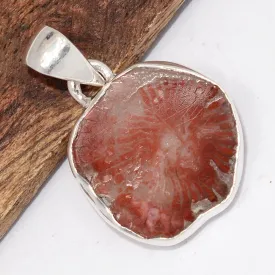 Pendentif Corail rouge – force intérieure et ancrage - Bijoux en Corail