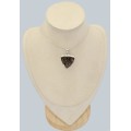Pendentif Shungite Elite triangulaire - Argent 925 - Pendentifs pierres naturelles