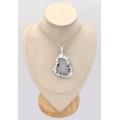 Grand Pendentif  Merlinite forme libre 6,7 cm - Bijoux en Opale Dendritique (Merlinite)