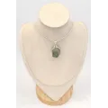 Gros Pendentif Prasiolite brute argent 925 serti clos - Pendentifs pierres naturelles
