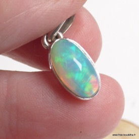Pendentif Opale Ethiopienne welo oval allongé - Bijoux en Opale Ethiopienne