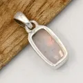Pendentif Opale éthiopienne Welo rectangulaire - Bijoux en Opale Ethiopienne