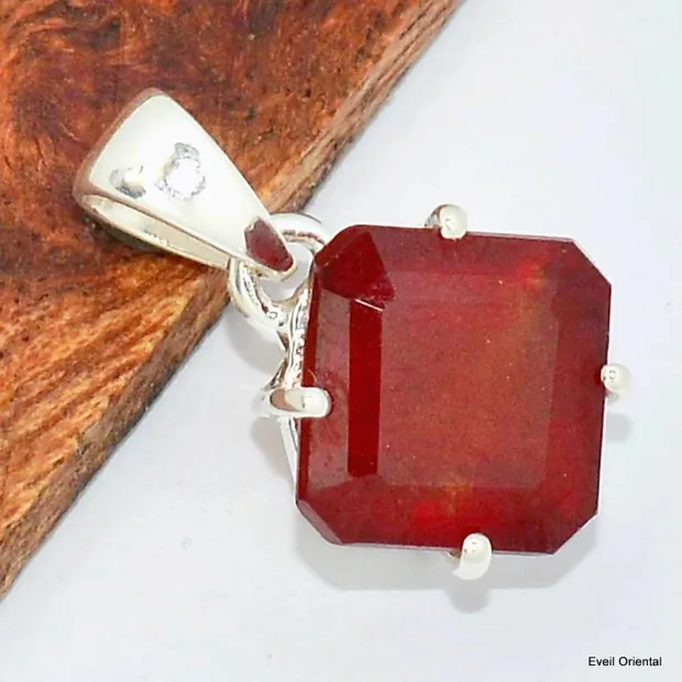 Pendentif Grenat Hessonite facetté pierre carrée - Pendentifs pierres naturelles