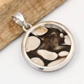 Pendentif Bois fossilisé de Cacahuétier rond - Bijoux en Bois pétrifié