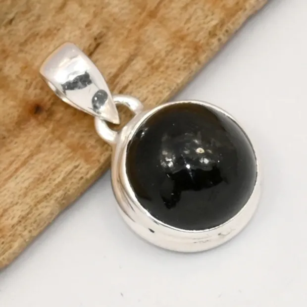Pendentif Authentique Black Star Diopside forme ronde - Bijoux en Black Star Diopside