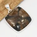 Grand Pendentif carré en Chiastolite Andalousite - Bijoux en Chiastolite