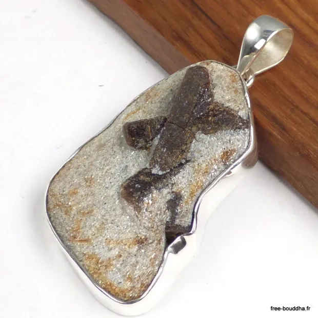 Grand Pendentif pierre Staurolite porte-bonheur - Bijoux en Staurolite