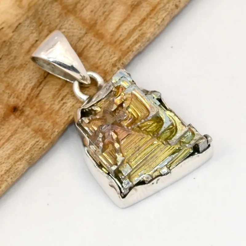 Quartz Bismuth Réticulé, Dépôt Vapeur Métallique – Argent 925