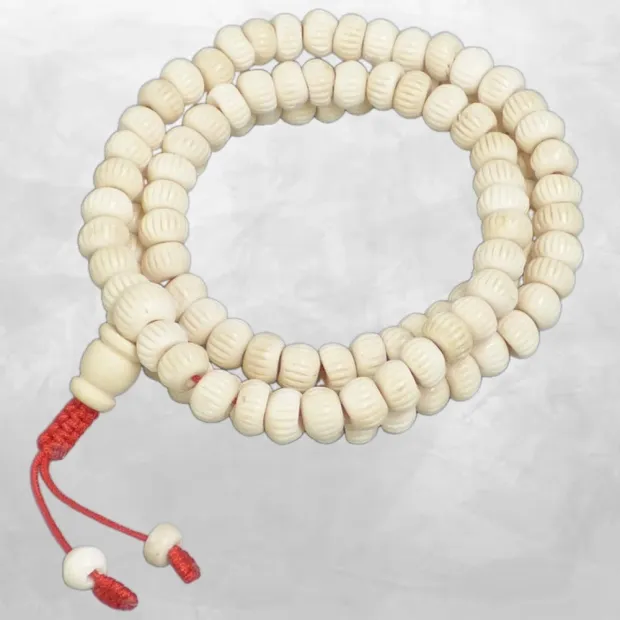 Mala tibétain 108 perles Os de buffle strié et sculpté à la main - Mala tibétain 108 perles