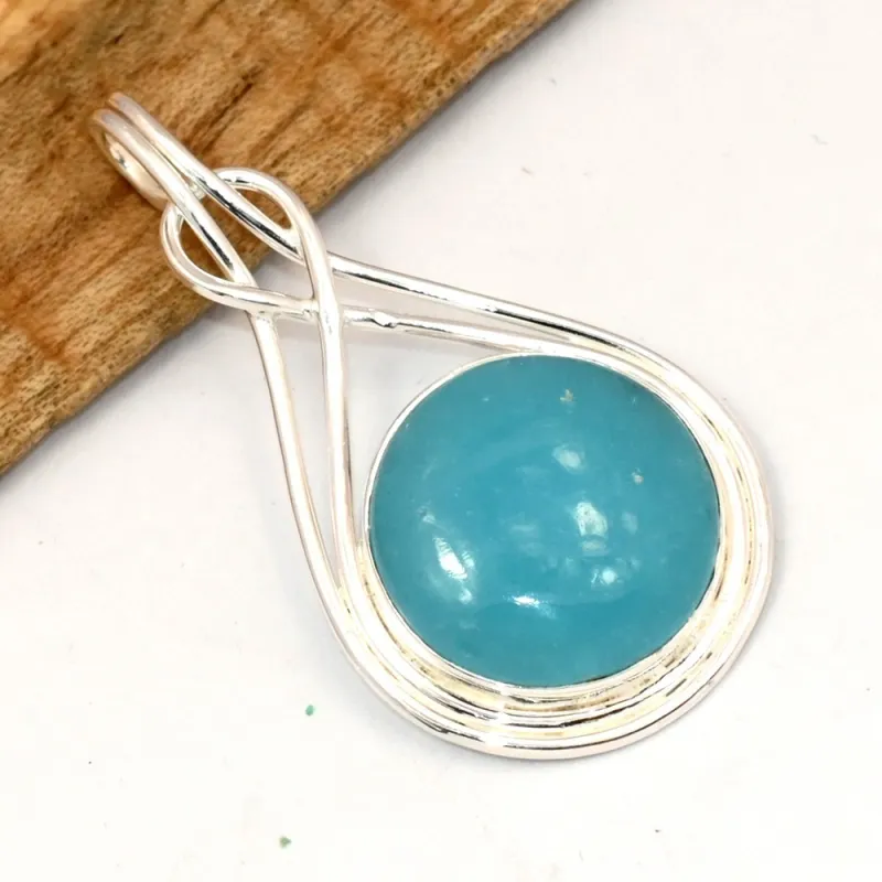 Pendentif Calcédoine bleu paraiba forme libre - Bijoux en Calcédoine bleue