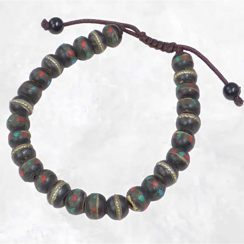 Bracelet porte-bonheur noir en os et pierres – 27 perles – Népal