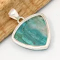 Pendentif opale du Pérou triangulaire en argent 925 – pierre naturelle