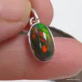 Pendentif Opale Noire Welo Rouge et Jaune AAA – Argent 925