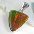 Pendentif Ammolite du Canada triangulaire grade AAA - Pendentifs pierres naturelles