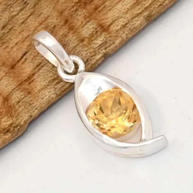Pendentif moderne Citrine facettée en argent 925 - Bijou lithothérapie