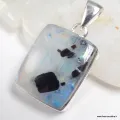 Pendentif Pierre de Lune fragments de Tourmaline - Bijoux en Pierre de lune