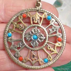 Pendentif tibétain Dordjé signes auspicieux métal ajouré - Pendentifs tibétains bouddhistes