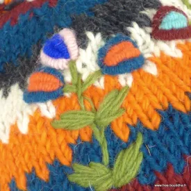 Bonnet népalais bordeaux à pompon, laine tricotée main et polaire - Gants , bonnets népalais
